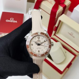 OMEGA Seamaster Professional 600M 8900 Movement Beige Swiss