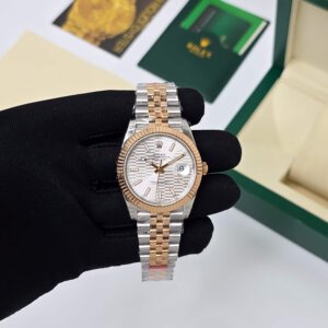 datejust dual tone chain swiss