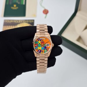 puzzle dial with rosegold chain