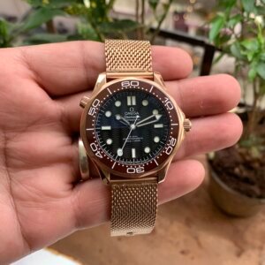 Omega Seamaster Diver 007 Brown With Extra Strap